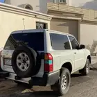 للبيع نيسان ربع