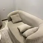 للبيع فرن وطقم كنب و4 طاولة وسجاد واستاره وطاولة تلفزيون