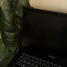 للبيع لابتوب MSI 14 ممتاز جدا