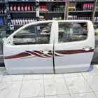باب هايلوكس