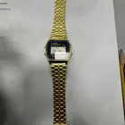 ساعه كاسيو ذهبيه ما لبستها إلى مرا