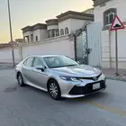 كامري 22 ستاندر لون فضي