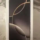 جوال iPhone Pro 1 TB لون تيتانيوم - جديد