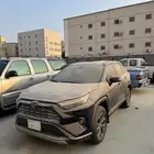 للبيع رافور هايبرد اعلى فئة مديل 2024 مخزنه ممشى 3000 فقط