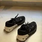 جزمة شركة اون راننج ( On Running ) أخت الجديدة