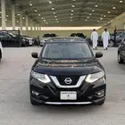 للبيع نيسان اكس تريل 2021 - دبل بحالة الوكاله