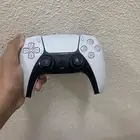 يد سوني فايف والله نظفيه السعر 200