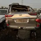 قطع غيار لكزس LX570