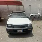 يونيت موستبيشي 2001