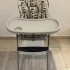 كرسي طعام للأطفال