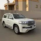 لاندكروزر 2017 رقم (( 3)) عدد الملاك ((2))