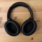 سماعة Sony WH-1000XM4 - بحالة ممتازة