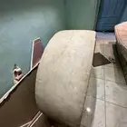 طاولة كبير وسط