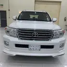 تويوتا لاند كروزر GXR بريمي 2015 ممشي 225 الف
