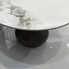طاوله للبيع ب 100 ريال