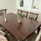 طاولة طعام