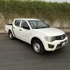 ونيت L200 بنزين 2011