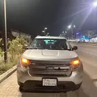 فورد اكسبلورر للبيع او للبدل بسياره صغيره
