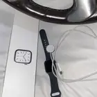 ساعه ابل بكامل اغراضها