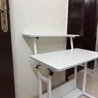 طاولة قابلة للتعديل   شبه جديدة