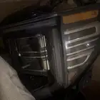 شمعة نور امامي يسار سييرا 2025