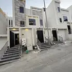 للبيع دور ثاني مع ملحق درج داخلي وخارجي بالقرب من مطار ابها