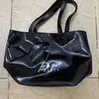شنطة تيد بيكر