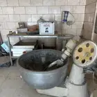 عجانه اكبر مقاس مع اغراضها