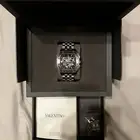 ساعة فالنتينو شبه جديده اصلية valentino watch