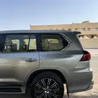 جيب لكزس 2018