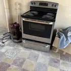 فرن كهربائي ومكنسه كهربائية