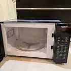 للبيع مايكرويف هيتاشي شبه جديد