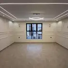 للبيع شقه علويه بمصعد جاهز وسطح خاص ف حي الضيافه ب500الف