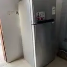 ثلاجه LG نظيفه
