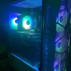 للبيع PC قوي للألعاب والبث