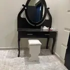 تسريحة كرسي   كومدينه  سرير  مرتبة سرير  ستارة رول عريضه