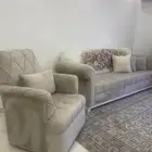 كنب جديد جدا  كنبتين كبيره ووحده صغير