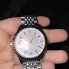 ساعه سويسري