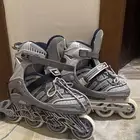 حذاء تزلج جديد
