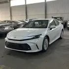 كامري LE 2025 ابيض اصفار