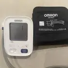 جهاز ضغط omron نظيف