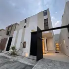 فيلا درج داخلي وشقه للبيع حي تنال الرمال