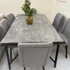 طاوله طعام