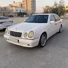 مرسيدس ابو عيون