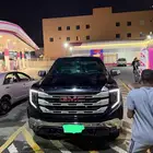 جمس سييرا 2025 اسود SLE سعودي الجميح