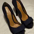 هيلز Fendi