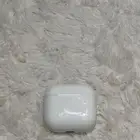 للبيع AirPods 4 جديدة جد ا   كفر حماية