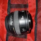 عدسة كانون 50mm