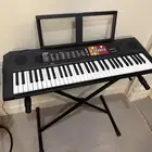 بيانو ياماها مع الستاند