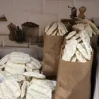 اقط . بقل . مضير . سمن غنم . سمن بقر . لبن طازج غنم